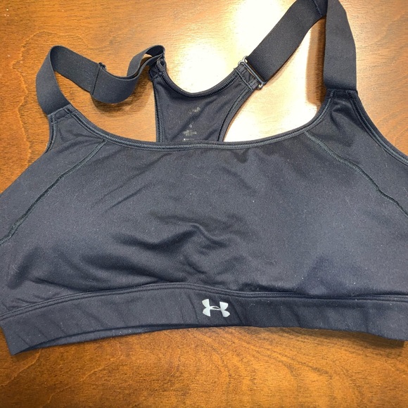 Under Armour sports bra - Picture 1 of 2